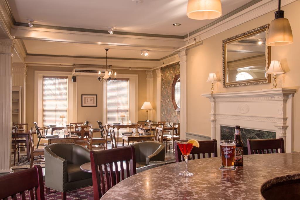 Middlebury Inn Ngoại thất bức ảnh