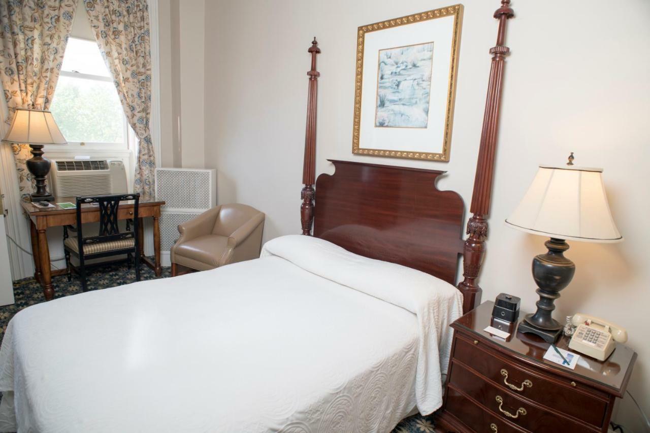 Middlebury Inn Ngoại thất bức ảnh