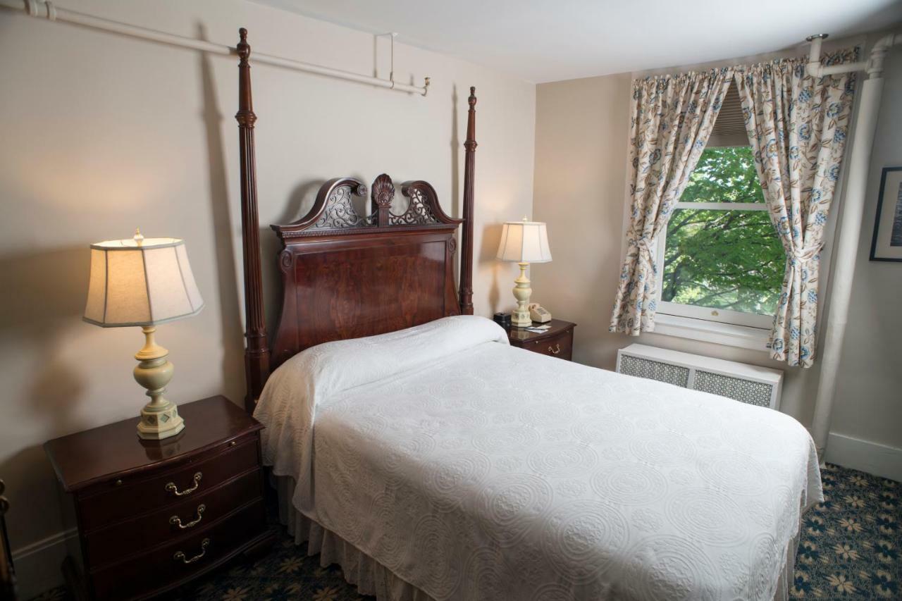 Middlebury Inn Ngoại thất bức ảnh