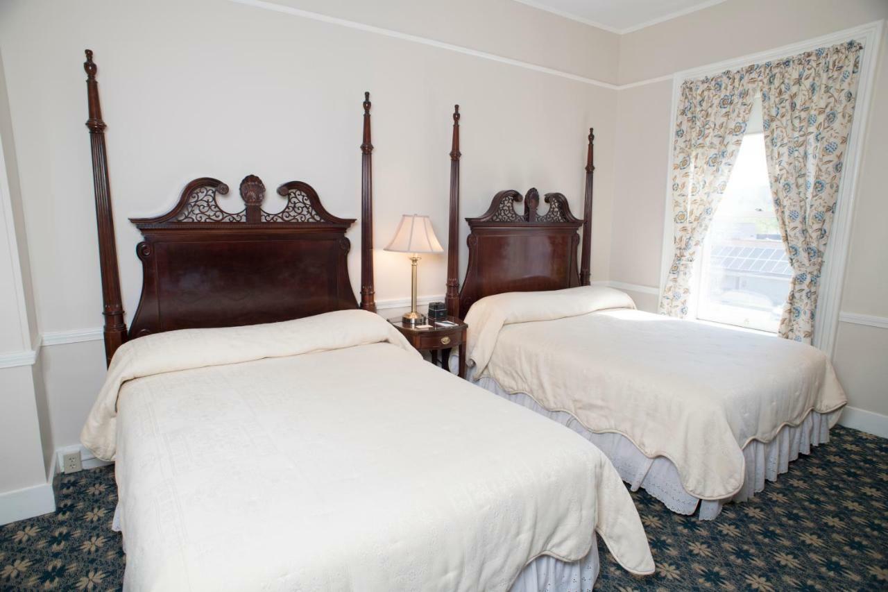 Middlebury Inn Ngoại thất bức ảnh