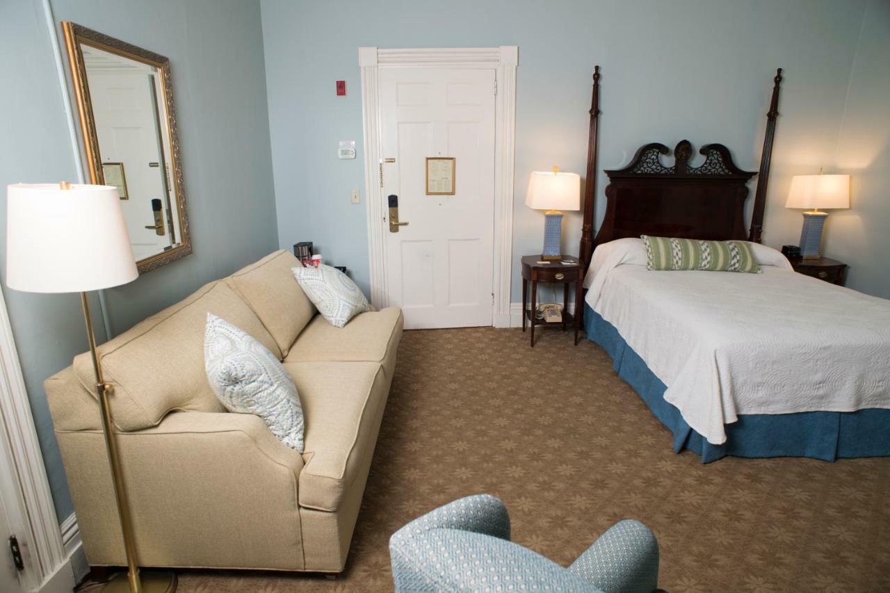 Middlebury Inn Ngoại thất bức ảnh