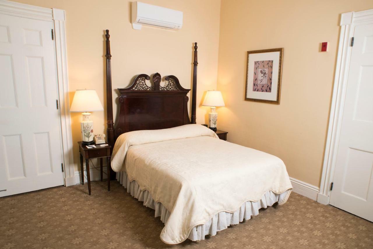 Middlebury Inn Ngoại thất bức ảnh