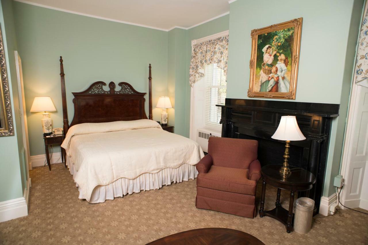 Middlebury Inn Ngoại thất bức ảnh