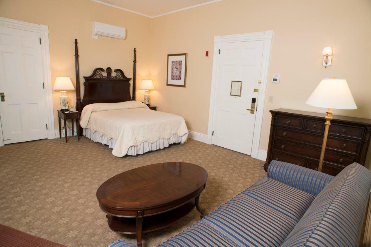 Middlebury Inn Ngoại thất bức ảnh